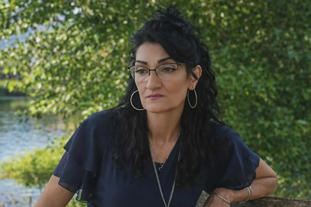 Apel za pomoć: Ameli Šabić Ahmečković potrebna operacija oka u Turskoj Apel za pomoć: Ameli Šabić Ahmečković potrebna operacija oka u Turskoj