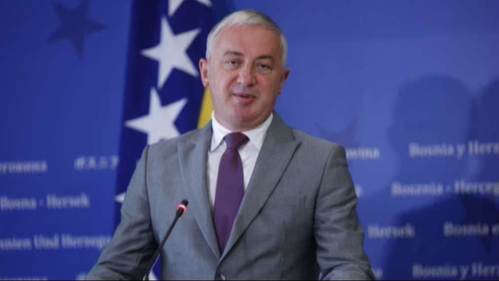 Borenović traži hitno smanjenje akciza: Rast cijena goriva može pokrenuti talas poskupljenja Borenović traži hitno smanjenje akciza: Rast cijena goriva može pokrenuti talas poskupljenja