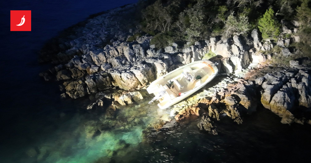 Brodica se nasukala kod otoka Iža, ozlijeđen slovenski državljanin Brodica se nasukala kod otoka Iža, ozlijeđen slovenski državljanin