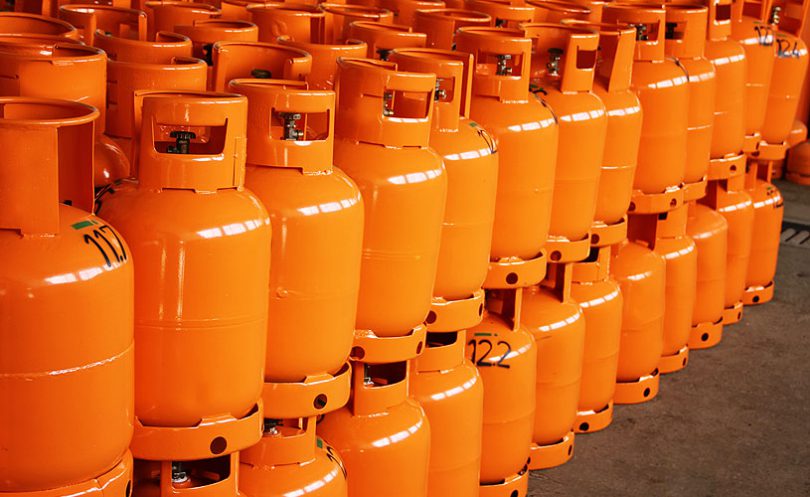 Cijene lete u nebo: Nafta 40 posto, plin 60 posto Cijene lete u nebo: Nafta 40 posto, plin 60 posto