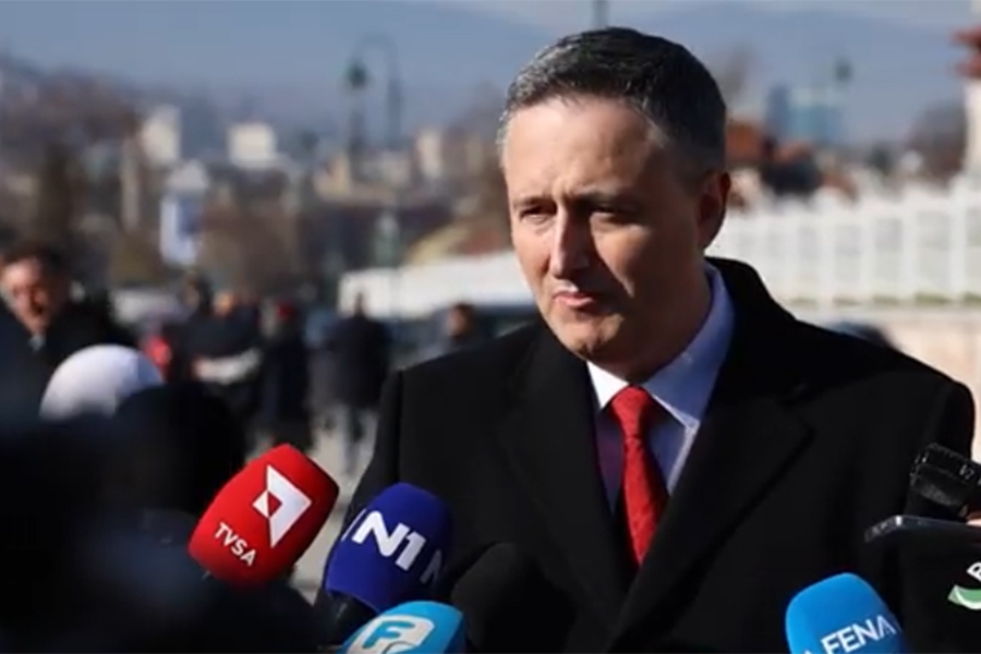 DENIS BEĆIROVIĆ, IZ SARAJEVA: Ulazak BiH u NATO znači kraj podjela i sigurnu budućnost države…