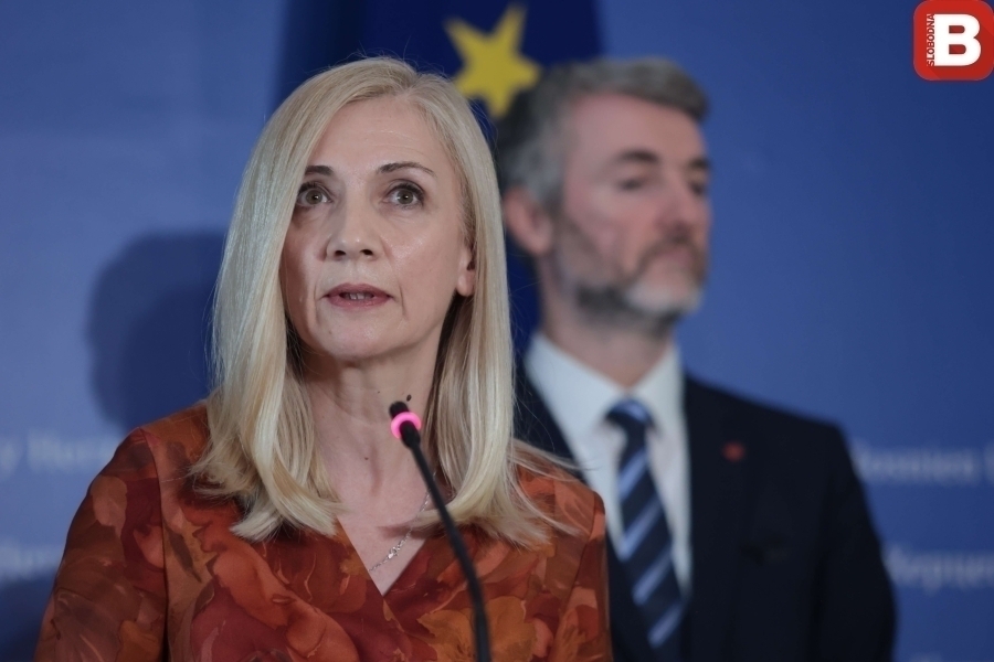 DUŠKA JURIŠIĆ OSUDILA NAPAD: ‘Nasilje nad novinarima je napad na demokratiju!’ DUŠKA JURIŠIĆ OSUDILA NAPAD: 'Nasilje nad novinarima je napad na demokratiju!'