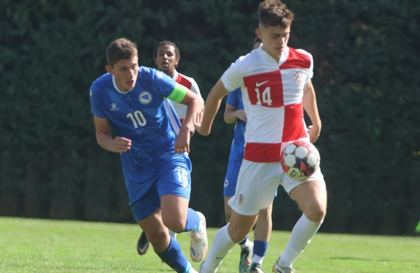 Dijamant iz Banja Luke vraća nadu u domaći fudbal, mogao bi srušiti rekord Kerima Alajbegovića Dijamant iz Banja Luke vraća nadu u domaći fudbal, mogao bi srušiti rekord Kerima Alajbegovića