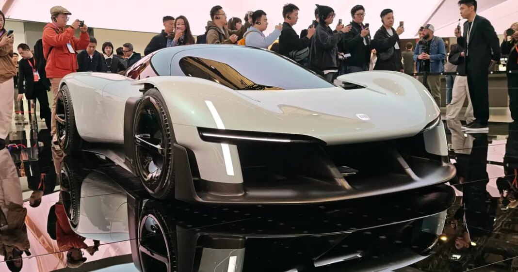 FOTO Ovo je Xiaomi Vision GT: Brutalnu superjurilicu moći ćete voziti i vi, u Gran Turismu