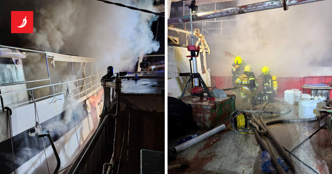 FOTO Vatrogasci objavili fotke gašenja putničkog broda kod Omiša FOTO Vatrogasci objavili fotke gašenja putničkog broda kod Omiša