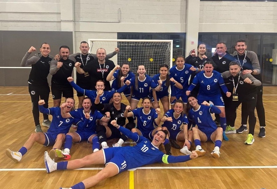 Futsal ženska BiH osvojila prvo mjesto u grupi i plasirala se u Elitnu rundu kvalif. za EURO Futsal ženska BiH osvojila prvo mjesto u grupi i plasirala se u Elitnu rundu kvalif. za EURO