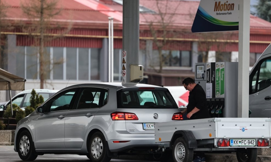 HAOS NA PUMPAMA: Cijene na autocestama eksplodirale, razlike i do… HAOS NA PUMPAMA: Cijene na autocestama eksplodirale, razlike i do...