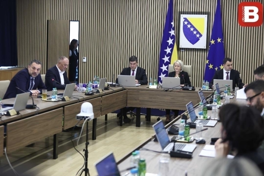 HITNA REPATRIJACIJA: BiH traži pomoć EU za evakuaciju svojih državljana s Bliskog istoka HITNA REPATRIJACIJA: BiH traži pomoć EU za evakuaciju svojih državljana s Bliskog istoka