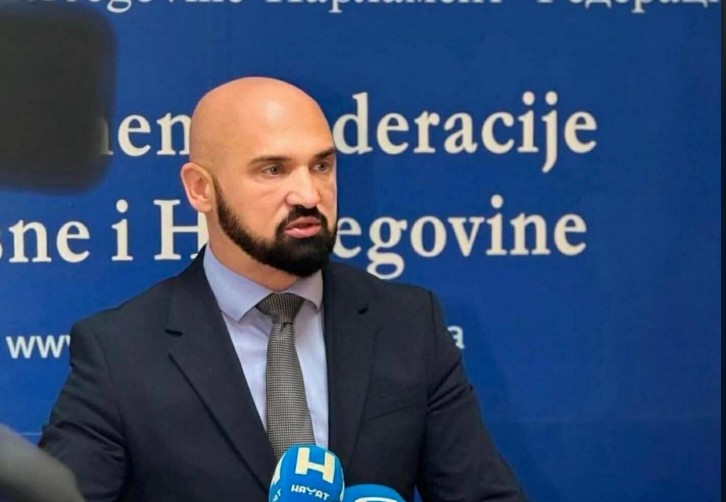 Iz RS-a poručili kako je su teroristički napadi u Evropi povezani sa BiH, stigao odgovor od ministra Isaka Iz RS-a poručili kako je su teroristički napadi u Evropi povezani sa BiH, stigao odgovor od ministra Isaka