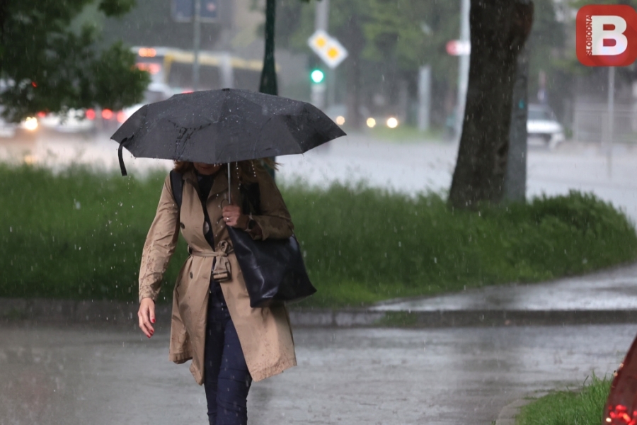 JOŠ NIJE GOTOVO: Evo kakvo nas vrijeme očekuje u narednih nekoliko dana… JOŠ NIJE GOTOVO: Evo kakvo nas vrijeme očekuje u narednih nekoliko dana...