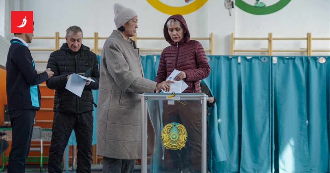 Kazahstanci glasali za novi ustav, predsjednik će moći ostati na vlasti i nakon 2029. Kazahstanci glasali za novi ustav, predsjednik će moći ostati na vlasti i nakon 2029.