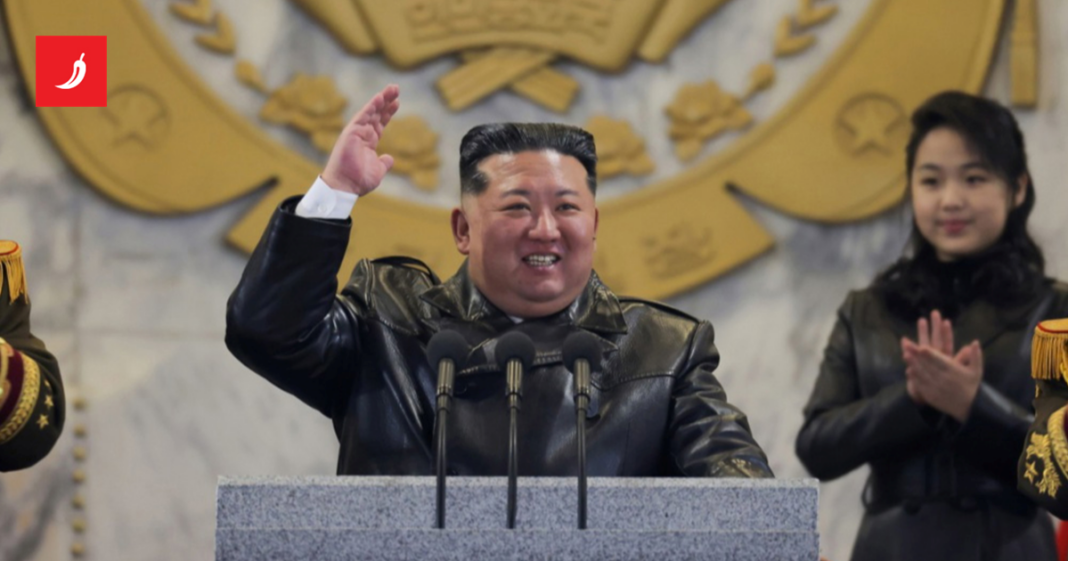 Kim Jong Un ponovno imenovan predsjednikom. Sestra izostavljena s popisa Kim Jong Un ponovno imenovan predsjednikom. Sestra izostavljena s popisa