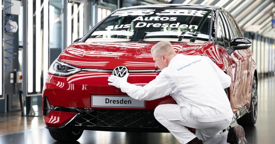 Kriza trese Volkswagen: Prihodi upola manji u 2025., najavili su gašenje 50.000 radnih mjesta! Kriza trese Volkswagen: Prihodi upola manji u 2025., najavili su gašenje 50.000 radnih mjesta!