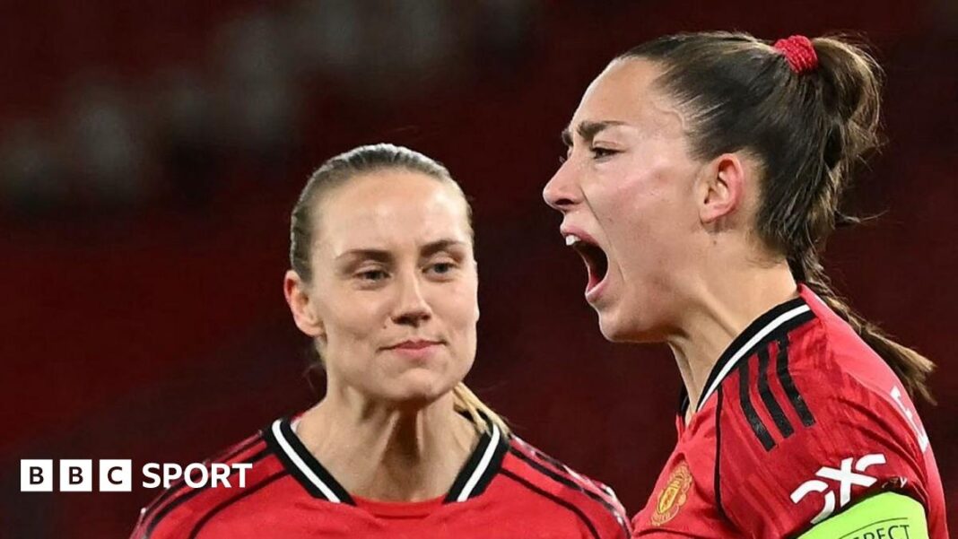 Mančester junajted odbija da odustane od sna o Ligi šampiona Ellen White, Jen Beattie and Ben Haines