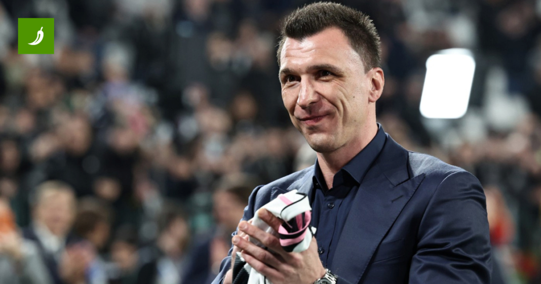 Mandžukić navijačima Juventusa: Hvala vam na nevjerojatnoj dobrodošlici Mandžukić navijačima Juventusa: Hvala vam na nevjerojatnoj dobrodošlici