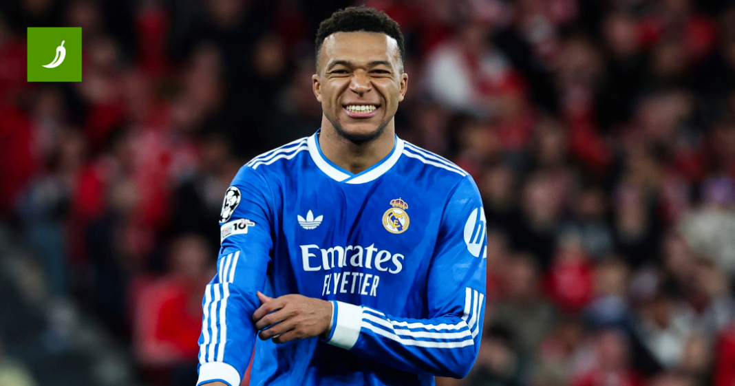 Mbappé se usporedio s Di Stefanom i Ronaldom: Ako su mogli oni, mogu i ja Mbappé se usporedio s Di Stefanom i Ronaldom: Ako su mogli oni, mogu i ja