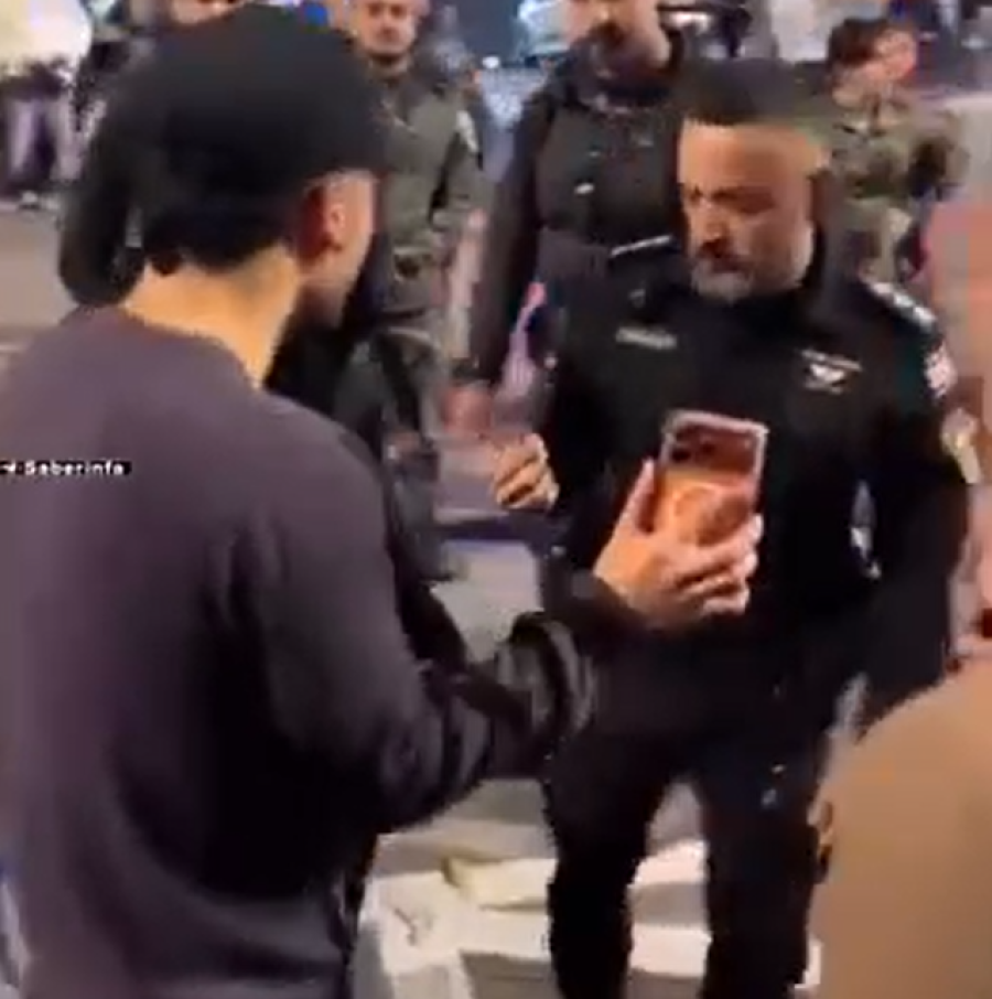 NETANYAHU U PANICI: Policija privodi lokalno stanovništvo, zabranjeno snimanje i medijsko izvještavanje NETANYAHU U PANICI: Policija privodi lokalno stanovništvo, zabranjeno snimanje i medijsko izvještavanje