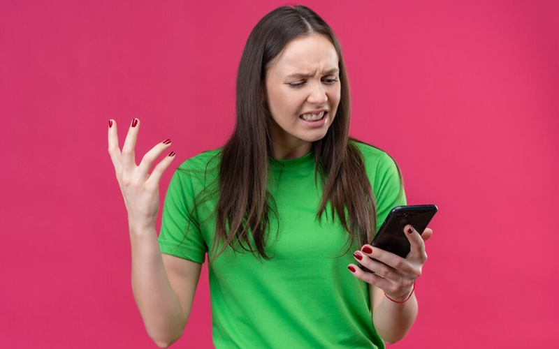 Nakon jedne SMS poruke žena ostala bez 3.500 eura: Ovo nikada nemojte da radite