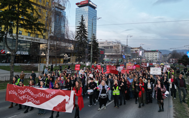 Osmomartovski marš u Sarajevu: Za život bez nasilja, za institucije koje štite i za odgovornost za svako nepostupanje Osmomartovski marš u Sarajevu: Za život bez nasilja, za institucije koje štite i za odgovornost za svako nepostupanje
