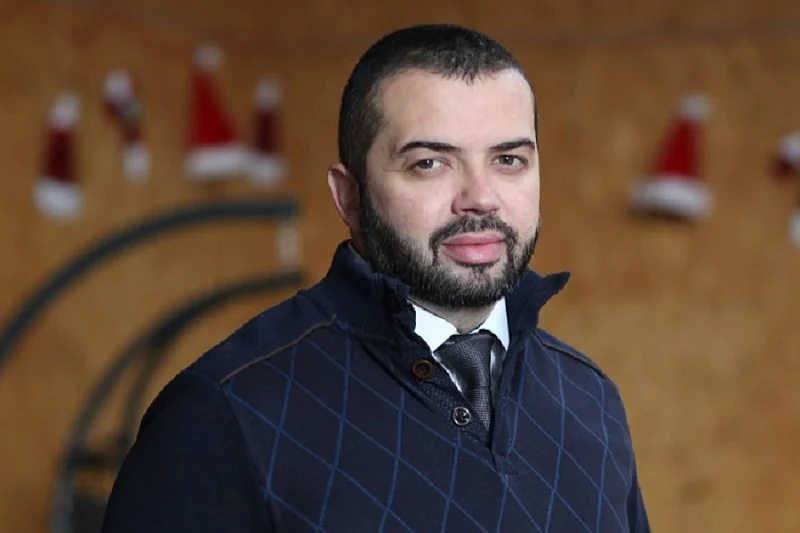 Osnivač Pomozi.ba Elvir Karalić kandidat za Šestoaprilsku nagradu Osnivač Pomozi.ba Elvir Karalić kandidat za Šestoaprilsku nagradu