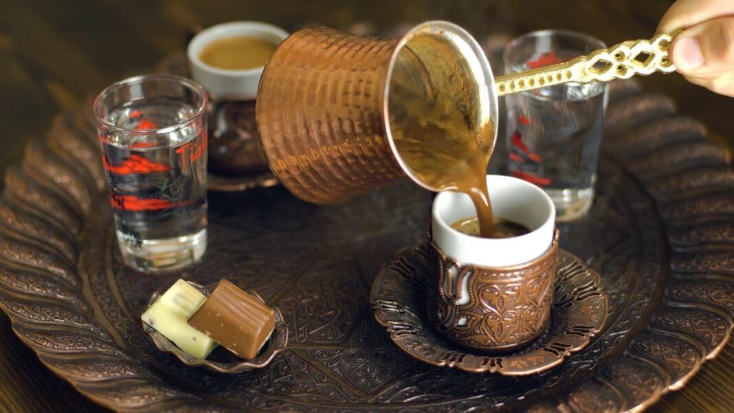 Pijemo kafu za stotine miliona, a izvoz jedva 24 miliona KM – Crna hronika Pijemo kafu za stotine miliona, a izvoz jedva 24 miliona KM