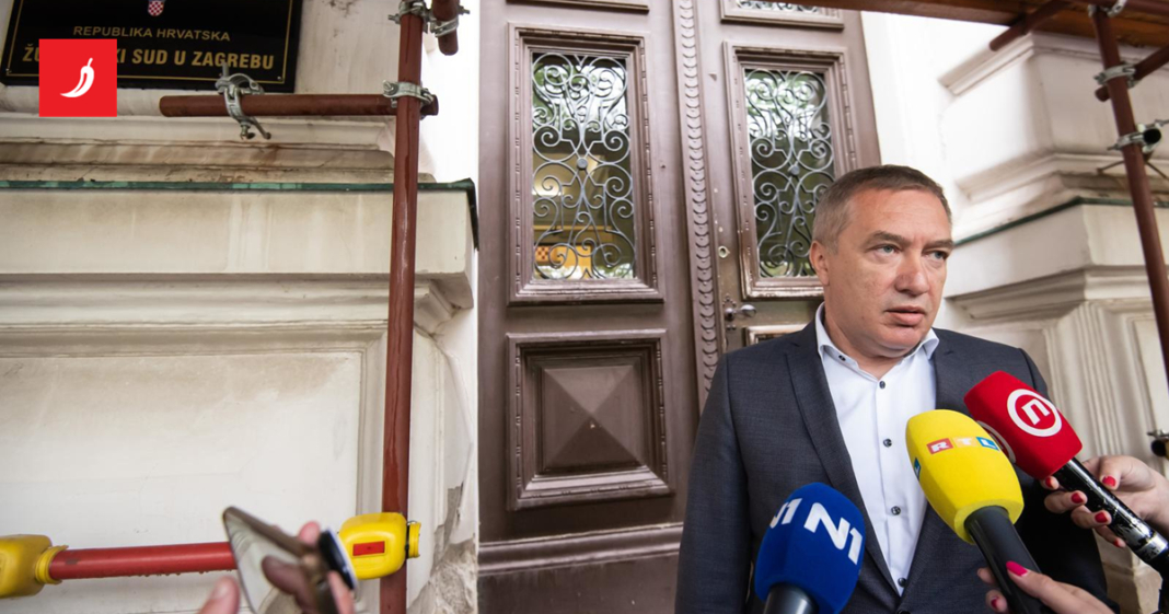 Počelo suđenje Kovačeviću. Tvrdi da nije kriv i da je optužnica lažna Počelo suđenje Kovačeviću. Tvrdi da nije kriv i da je optužnica lažna