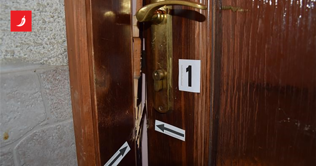 Provalnik u Novom Zagrebu označavao stanove, uhvatio ga policajac izvan službe Provalnik u Novom Zagrebu označavao stanove, uhvatio ga policajac izvan službe