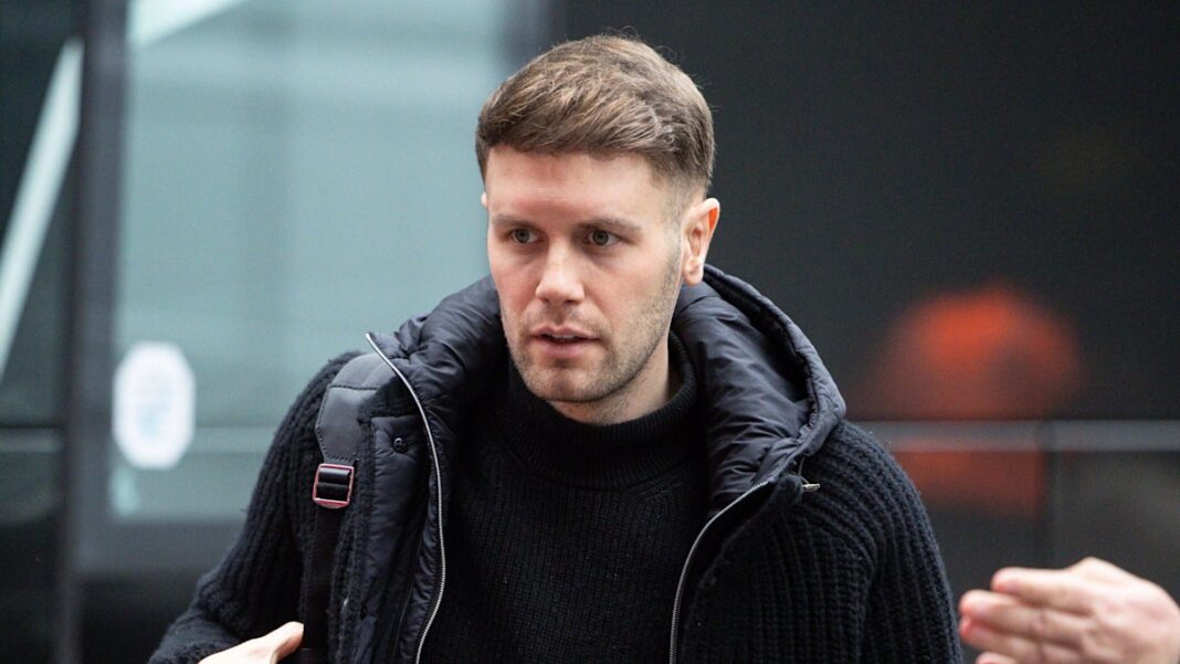 Razmjena s Artetom: Hürzeler obnavlja kritiku igre vremena i odaje poštovanje Razmjena s Artetom: Hürzeler obnavlja kritiku igre vremena i odaje poštovanje