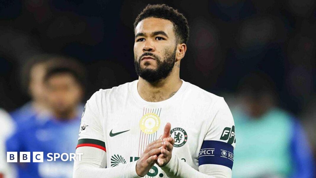 Reece James novi ugovor: Desni bek Chelseaja najbolji na svijetu na poziciji – Liam Rosenior Reece James applauding Chelsea