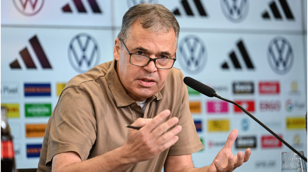 Rettig je zabrinut zbog prihoda DFB-a: Svjetsko prvenstvo bi moglo biti “gubitnički posao”. Rettig je zabrinut zbog prihoda DFB-a: Svjetsko prvenstvo bi moglo biti "gubitnički posao".