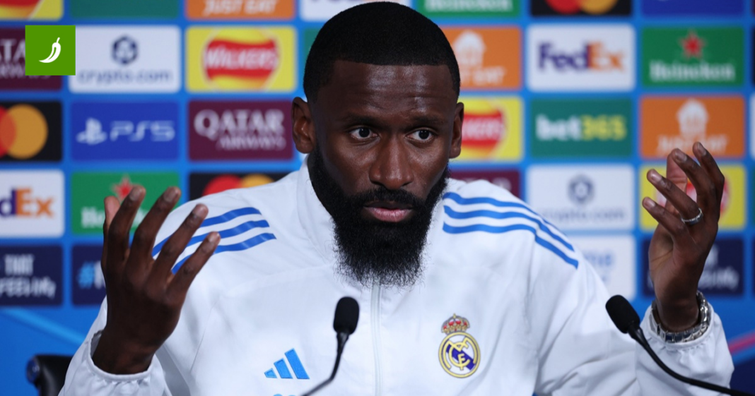 Rüdiger izletio s presice, govorio je: Ramazan, Ramazan Rüdiger izletio s presice, govorio je: Ramazan, Ramazan