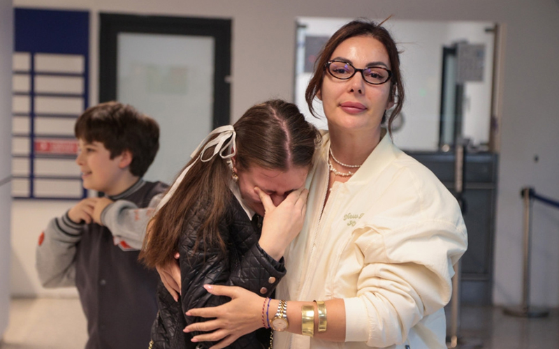 Samra Menzilović-Ćatić nakon dolaska iz Dubaija se našalila na ponudu MVP BiH: Nisam stigla na janjetinu Samra Menzilović-Ćatić nakon dolaska iz Dubaija se našalila na ponudu MVP BiH: Nisam stigla na janjetinu