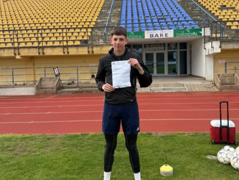 Selektor Krunić iznenadio: Poziv među Zmajiće dobio golman federalnog drugoligaša Selektor Krunić iznenadio: Poziv među Zmajiće dobio golman federalnog drugoligaša