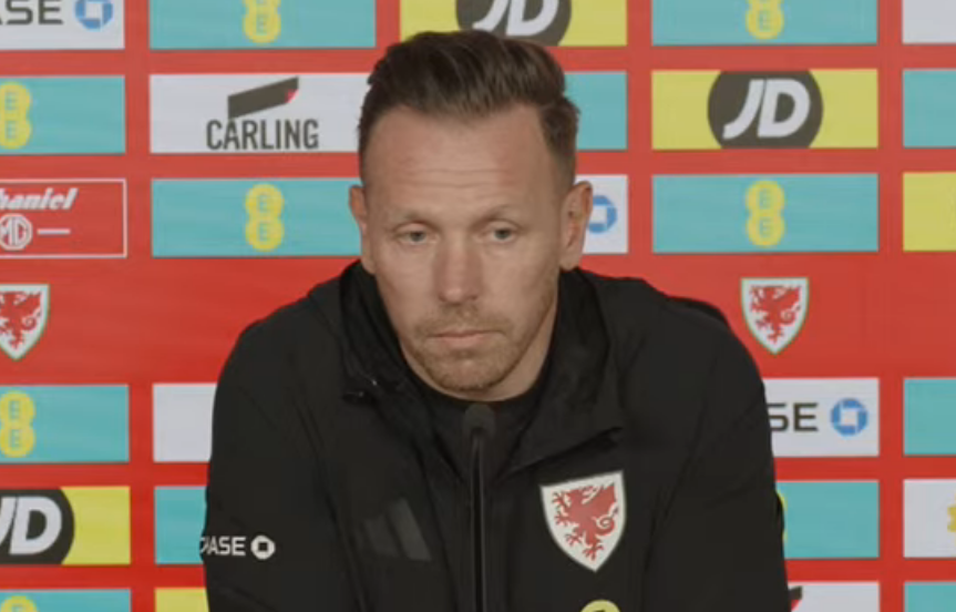 Selektor Velsa Bellamy: Ne smijemo ući u trku i haotičnu utakmicu; Kapiten Ampadu: Moramo proći dalje Selektor Velsa Bellamy: Ne smijemo ući u trku i haotičnu utakmicu; Kapiten Ampadu: Moramo proći dalje