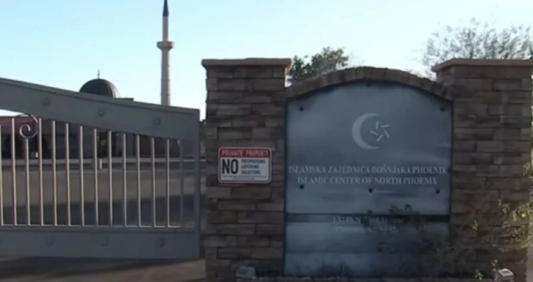 Skandal u SAD-u: Djeca napadnuta dok su izlazila iz džamije – moguće da je bilo i ljudi iz BiH Skandal u SAD-u: Djeca napadnuta dok su izlazila iz džamije - moguće da je bilo i ljudi iz BiH