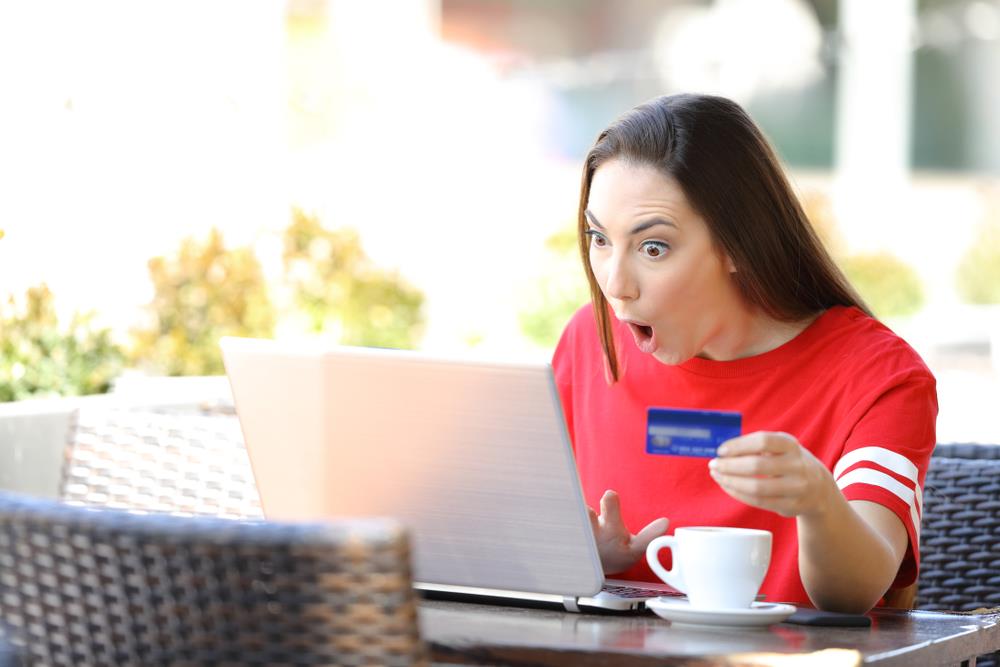 Smrt online prodavnica i internet prevara: Stiže velika promena u svetu kupovine!