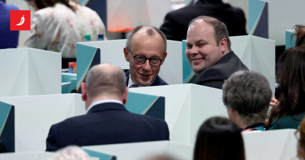 Spor u njemačkim konzervativcima zbog navodne suradnje s krajnjom desnicom Spor u njemačkim konzervativcima zbog navodne suradnje s krajnjom desnicom