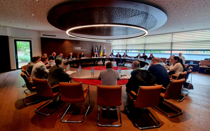 “Spriječiti njegovo gašenje” – Crna hronika SDA hoće da Vlada FBiH pomogne BHRT-u: “Spriječiti njegovo gašenje”