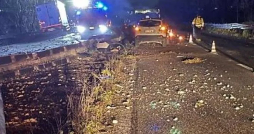 Stravična nesreća u Italiji: Kamion naletio na Mercedes, poginuo Bosanac Stravična nesreća u Italiji: Kamion naletio na Mercedes, poginuo Bosanac