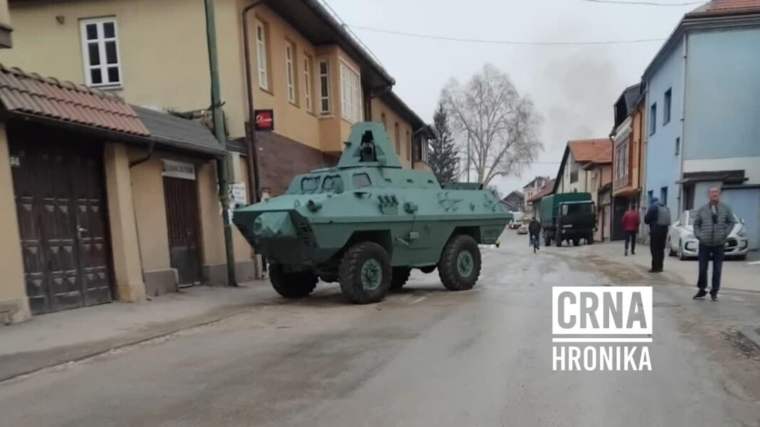 U Visokom snimani kadrovi za novi film Jasmile Žbanić: Zbog snimanja povremeno obustavljen saobraćaj U Visokom snimani kadrovi za novi film Jasmile Žbanić: Zbog snimanja povremeno obustavljen saobraćaj