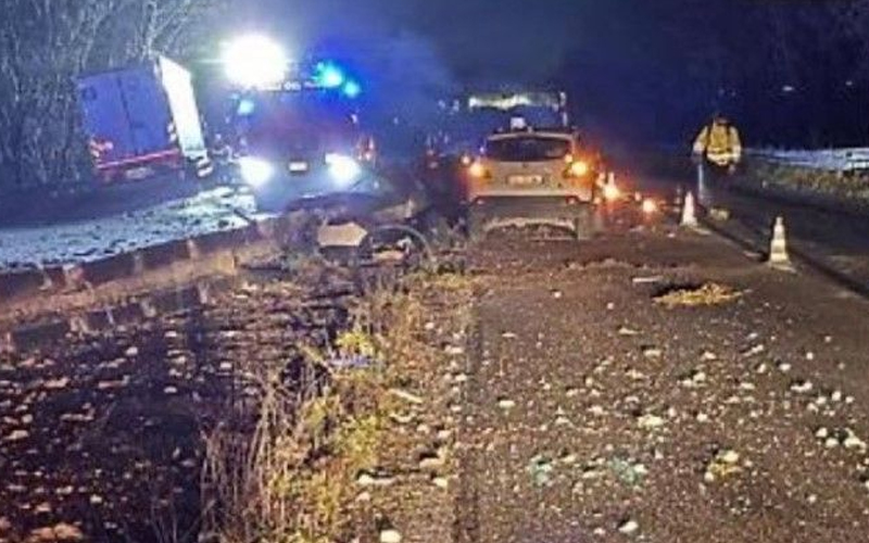 Užasan sudar u Italiji: Poginuo muškarac iz BiH, suvozača povrijeđen Užasan sudar u Italiji: Poginuo muškarac iz BiH, suvozača povrijeđen