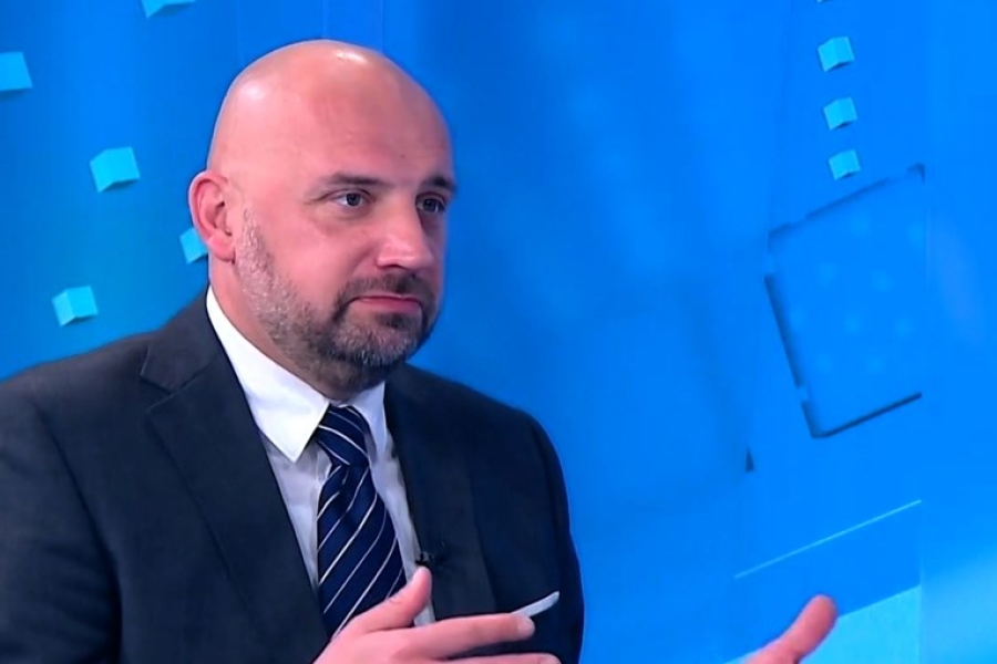 VANJSKOPOLITIČKI ANALITIČAR, DENIS AVDAGIĆ O RATU NA BLISKOM ISTOKU: Trumpova administracija se suočava sa velikim problemom, a to je činjenica da… VANJSKOPOLITIČKI ANALITIČAR, DENIS AVDAGIĆ O RATU NA BLISKOM ISTOKU: Trumpova administracija se suočava sa velikim problemom, a to je činjenica da...