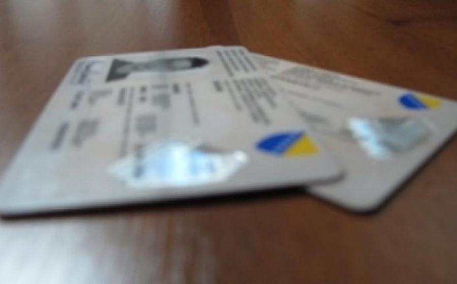 VAŽNA PORUKA ZA GRAĐANE BiH: IDDEEA pozvala da hitno provjerite rok važenja lične karte VAŽNA PORUKA ZA GRAĐANE BiH: IDDEEA pozvala da hitno provjerite rok važenja lične karte