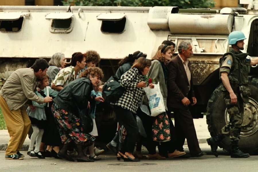 ‘VIKEND SNAJPERISTI’: Nova knjiga otkrila mrežu iz Belgije, Londona i Milana koja je organizovala ubistva civila u Sarajevu kao turistički aranžman 'VIKEND SNAJPERISTI': Nova knjiga otkrila mrežu iz Belgije, Londona i Milana koja je organizovala ubistva civila u Sarajevu kao turistički aranžman