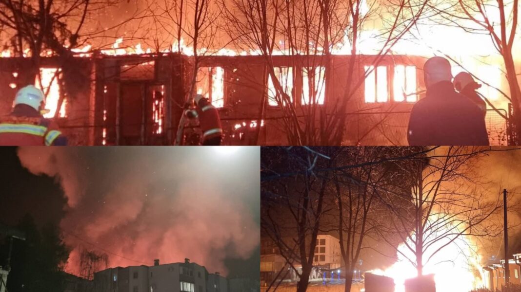 Veliki požar u Velikoj Kladuši: Gori objekat u kompleksu Saniteksa Veliki požar u Velikoj Kladuši: Gori objekat u kompleksu Saniteksa