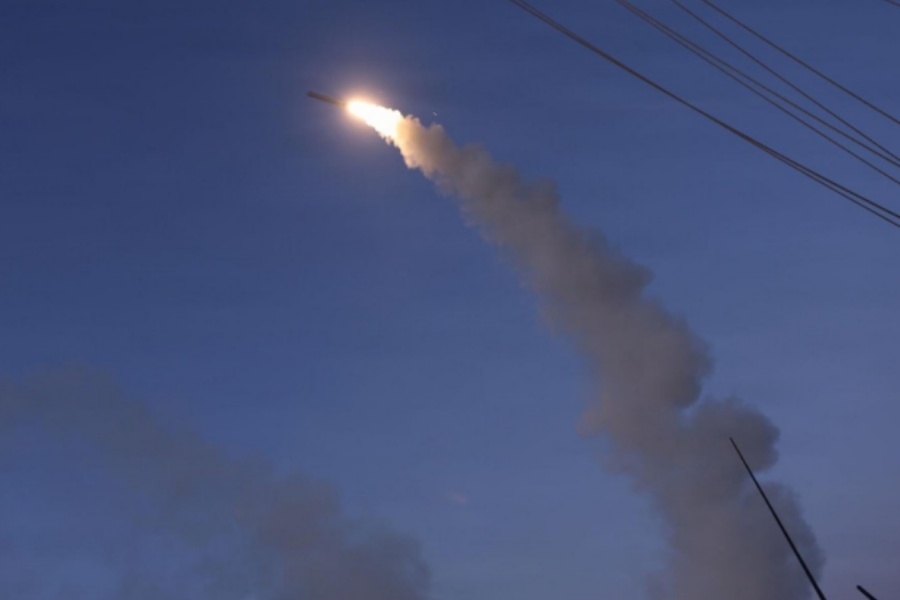 ZATIŠJE ILI PRIPREMA ZA OLUJU?: Vojni analitičar Michael Clarke otvoreno o iranskim napadima, šta se krije iza naglog smanjenja projektila? ZATIŠJE ILI PRIPREMA ZA OLUJU?: Vojni analitičar Michael Clarke otvoreno o iranskim napadima, šta se krije iza naglog smanjenja projektila?