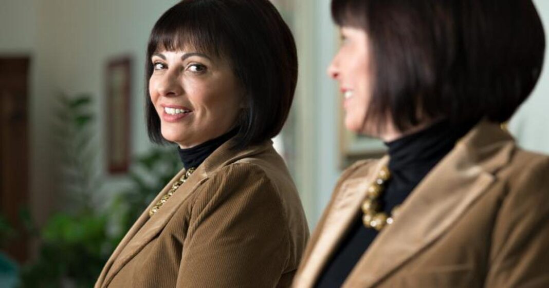 File Merzel: Počela je s butikom. ‘Ona je prokrijumčarila! Nagomilala bi robu preko glave’ File Merzel: Počela je s butikom. ‘Ona je prokrijumčarila! Nagomilala bi robu preko glave’