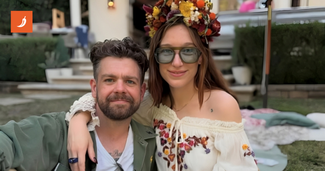 Jack Osbourne dobio peto dijete, kći koju je nazvao po pokojnom ocu Ozzyju Jack Osbourne dobio peto dijete, kći koju je nazvao po pokojnom ocu Ozzyju