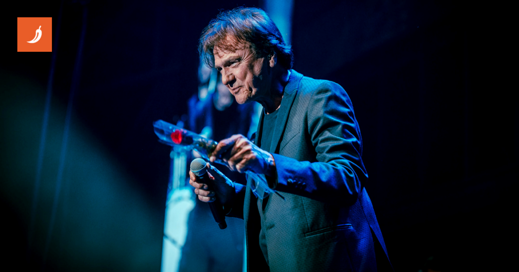 Zdravko Čolić najavio koncert u Slavoniji