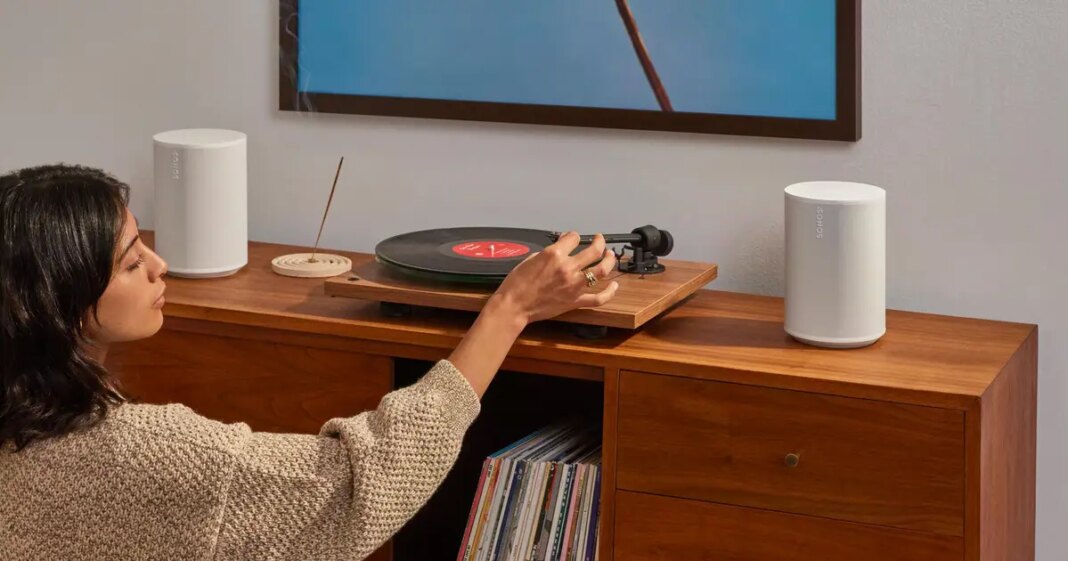 FOTO Sonos otkrio nove Play i Era 100 SL pametne zvučnike. Dobili su niz nadogradnji FOTO Sonos otkrio nove Play i Era 100 SL pametne zvučnike. Dobili su niz nadogradnji